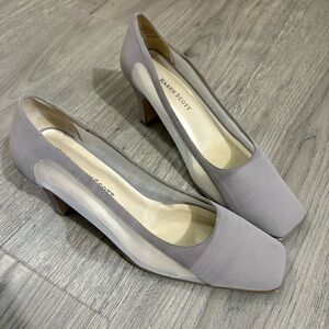 Vtg Karen Scott Mesh Square Toe Heel Pumps Gray Beige Sz 7.5M Classic Party